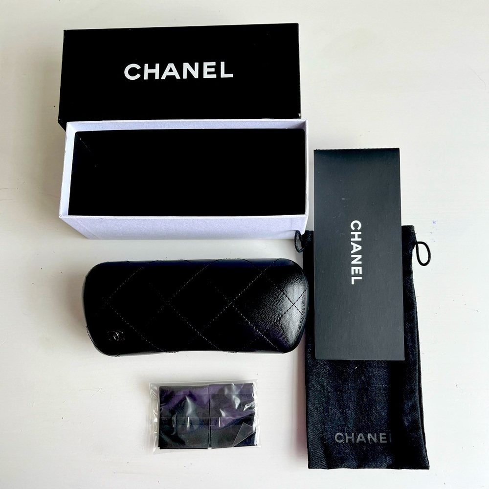CHANEL CASE